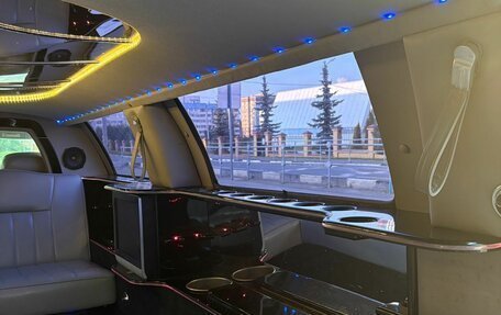 Lincoln Town Car III рестайлинг, 1998 год, 550 000 рублей, 7 фотография