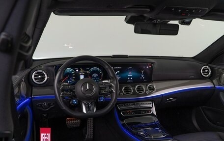 Mercedes-Benz E-Класс AMG, 2021 год, 8 978 077 рублей, 5 фотография