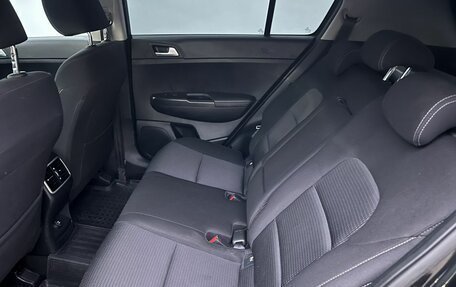 KIA Sportage IV рестайлинг, 2019 год, 2 500 000 рублей, 23 фотография