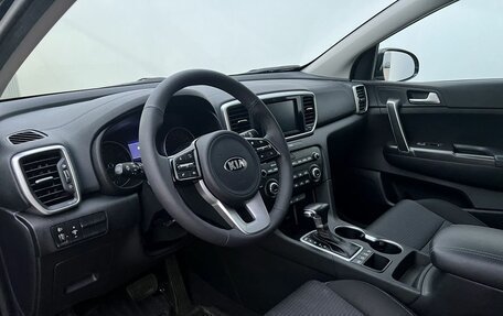 KIA Sportage IV рестайлинг, 2019 год, 2 500 000 рублей, 22 фотография