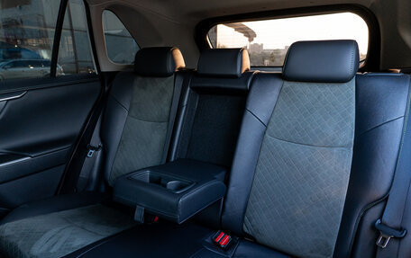 Toyota RAV4, 2025 год, 4 690 000 рублей, 31 фотография