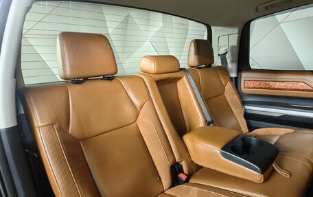 Toyota Tundra II, 2013 год, 4 995 000 рублей, 16 фотография