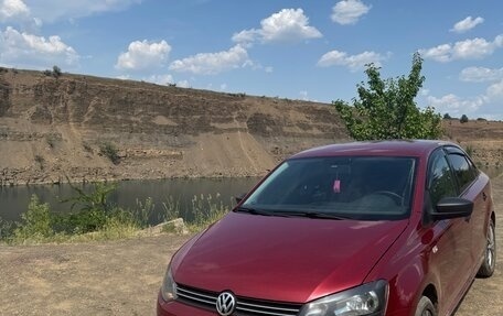 Volkswagen Polo VI (EU Market), 2014 год, 800 000 рублей, 1 фотография