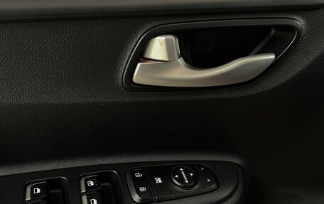 KIA Rio IV, 2017 год, 1 390 000 рублей, 8 фотография