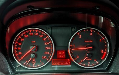 BMW 3 серия, 2011 год, 1 490 000 рублей, 12 фотография