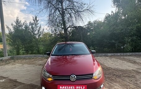 Volkswagen Polo VI (EU Market), 2014 год, 800 000 рублей, 2 фотография