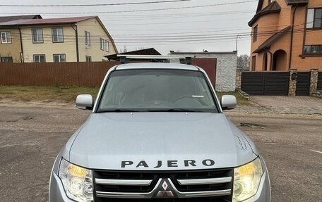 Mitsubishi Pajero IV, 2008 год, 1 315 000 рублей, 2 фотография