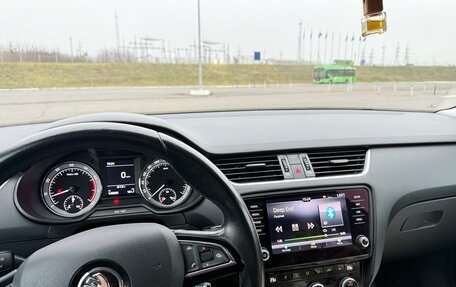 Skoda Octavia, 2017 год, 1 700 000 рублей, 17 фотография