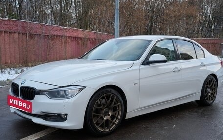 BMW 3 серия, 2012 год, 2 150 000 рублей, 3 фотография
