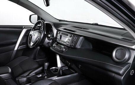 Toyota RAV4, 2018 год, 2 587 000 рублей, 11 фотография