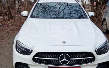 Mercedes-Benz E-Класс, 2021 год, 5 200 000 рублей, 1 фотография