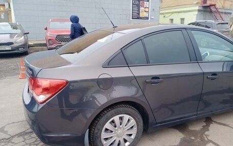 Chevrolet Cruze II, 2014 год, 950 000 рублей, 9 фотография