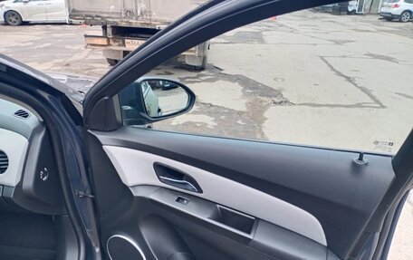 Chevrolet Cruze II, 2014 год, 950 000 рублей, 17 фотография