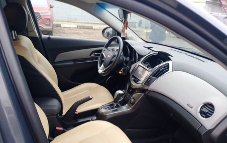 Chevrolet Cruze II, 2014 год, 950 000 рублей, 16 фотография