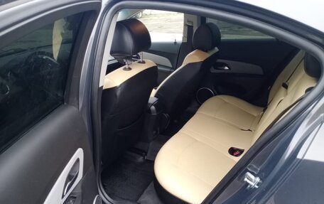 Chevrolet Cruze II, 2014 год, 950 000 рублей, 21 фотография