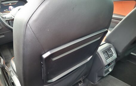 Volkswagen Tiguan II, 2017 год, 2 860 000 рублей, 13 фотография