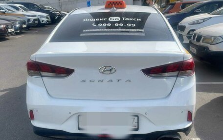 Hyundai Sonata VIII, 2019 год, 1 000 000 рублей, 2 фотография