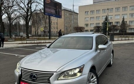 Lexus LS IV, 2013 год, 2 900 000 рублей, 7 фотография