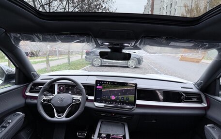 Volkswagen Teramont, 2025 год, 6 400 000 рублей, 24 фотография
