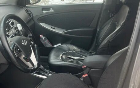 Hyundai Solaris II рестайлинг, 2016 год, 600 000 рублей, 4 фотография