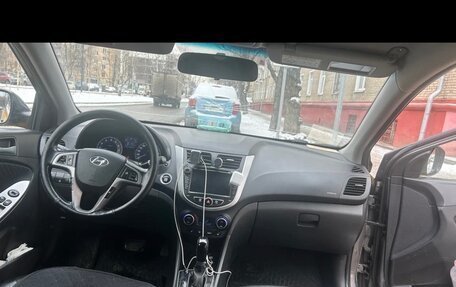 Hyundai Solaris II рестайлинг, 2016 год, 600 000 рублей, 3 фотография