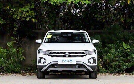 Volkswagen T-Roc I, 2025 год, 2 530 000 рублей, 2 фотография