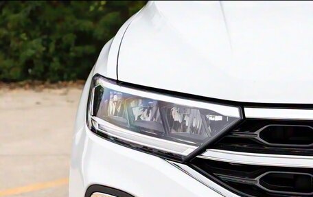 Volkswagen T-Roc I, 2025 год, 2 530 000 рублей, 9 фотография