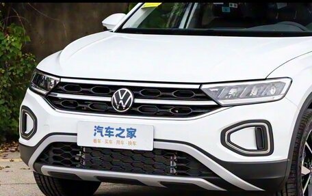 Volkswagen T-Roc I, 2025 год, 2 530 000 рублей, 11 фотография