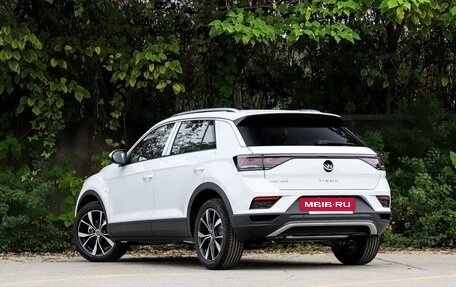 Volkswagen T-Roc I, 2025 год, 2 530 000 рублей, 4 фотография