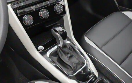 Volkswagen T-Roc I, 2025 год, 2 530 000 рублей, 18 фотография