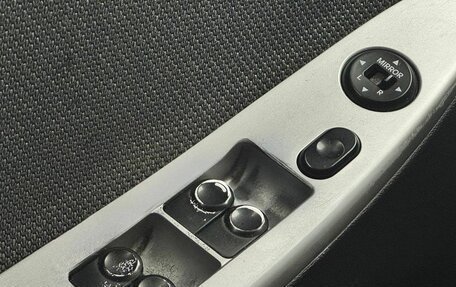 Hyundai Solaris II рестайлинг, 2013 год, 399 999 рублей, 10 фотография