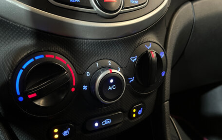 Hyundai Solaris II рестайлинг, 2013 год, 680 000 рублей, 13 фотография