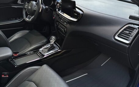 KIA cee'd III, 2019 год, 1 900 000 рублей, 8 фотография