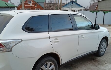 Mitsubishi Outlander III рестайлинг 3, 2013 год, 1 265 000 рублей, 5 фотография