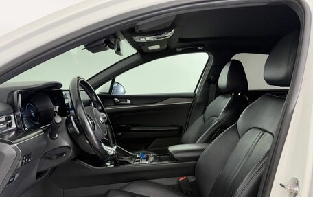 KIA K5, 2020 год, 2 440 000 рублей, 30 фотография