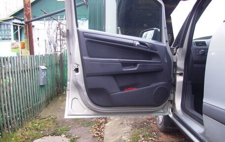 Opel Zafira B, 2008 год, 550 000 рублей, 10 фотография