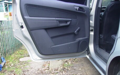 Opel Zafira B, 2008 год, 550 000 рублей, 7 фотография