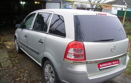 Opel Zafira B, 2008 год, 550 000 рублей, 16 фотография