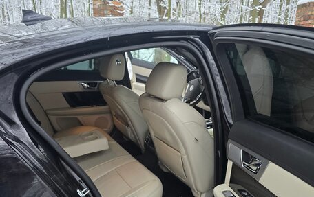 Jaguar XF I рестайлинг, 2013 год, 1 800 000 рублей, 11 фотография