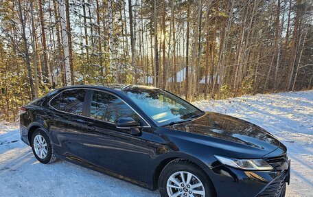 Toyota Camry, 2018 год, 2 500 000 рублей, 5 фотография