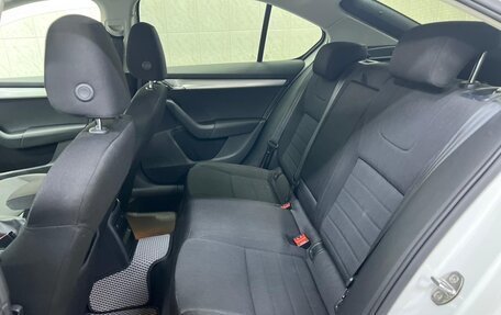 Skoda Octavia, 2016 год, 1 850 000 рублей, 14 фотография