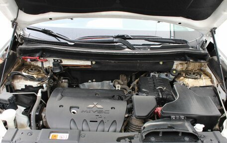 Mitsubishi Outlander III рестайлинг 3, 2017 год, 2 050 000 рублей, 10 фотография