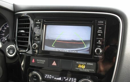 Mitsubishi Outlander III рестайлинг 3, 2017 год, 2 050 000 рублей, 23 фотография