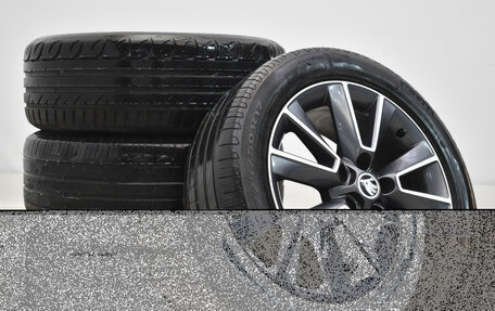 Skoda Yeti I рестайлинг, 2017 год, 1 465 000 рублей, 17 фотография