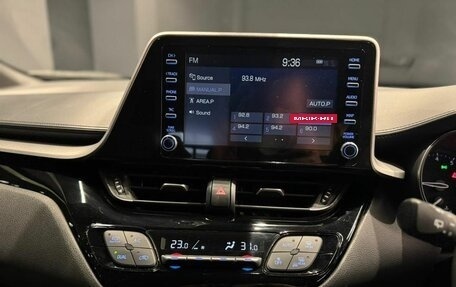 Toyota C-HR I рестайлинг, 2020 год, 1 925 000 рублей, 11 фотография