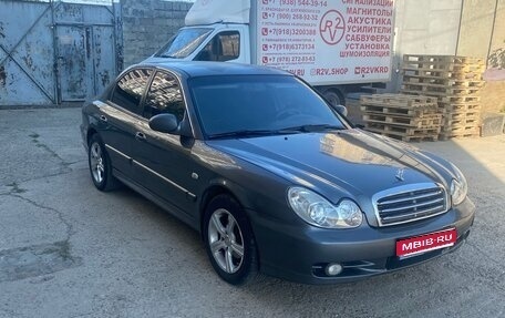 Hyundai Sonata IV рестайлинг, 2005 год, 450 000 рублей, 1 фотография