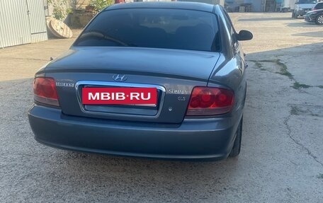 Hyundai Sonata IV рестайлинг, 2005 год, 450 000 рублей, 4 фотография