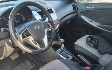 Hyundai Solaris II рестайлинг, 2012 год, 760 000 рублей, 7 фотография