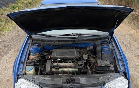 Volkswagen Golf IV, 1998 год, 202 000 рублей, 2 фотография