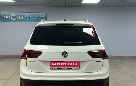 Volkswagen Tiguan II, 2019 год, 2 630 000 рублей, 6 фотография